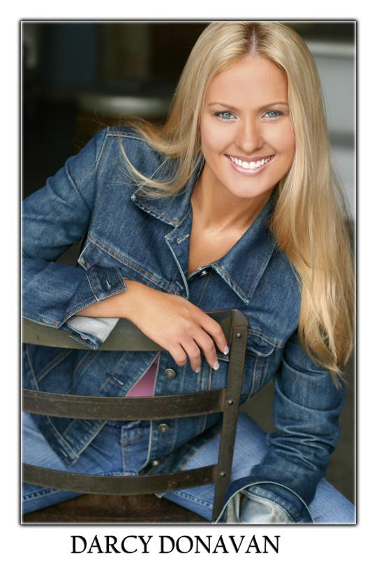 Darcy Donavan Net Worth – Actress, Singer & Crypto Star