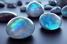 Rainbow Moonstone Meaning – Magic, Calm & Inner Balance 1 image 3