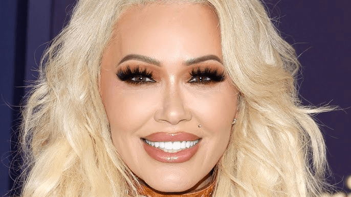 Bunnie XO – Age, Life, and Truth Behind the Glam 1 Bunnie XO – Age, Life, and Truth Behind the Glam